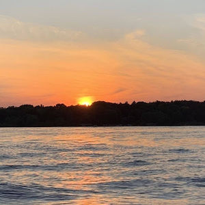 Meet your Posher, Becca